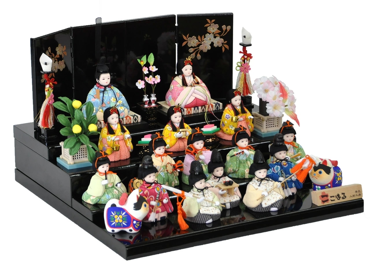 雛人形 ひな人形 お雛様 おひなさま かわいい 手作り 2025年 新作 秀光 限定品 送料無料 コンパクトミニ 初節句 ひな祭り 木目込み 段 十五人 15人 ここはる 心春 男雛 女雛 狛犬 こま 雛人形 ひな人形 お雛様 おひなさま かわいい 手作り 2025年 新作 秀光 限定品 送料無料 コンパクトミニ 初節句 ひな祭り 木目込み 段 十五人 15人 ここはる 心春 男雛 女雛 狛犬 こま