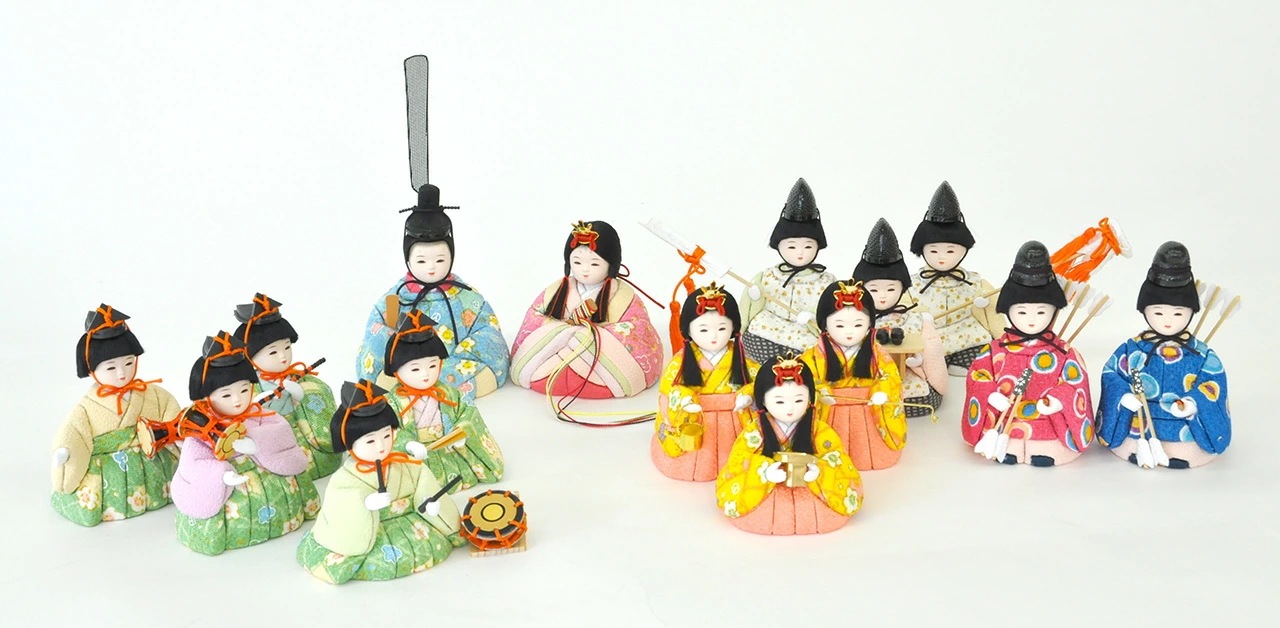 雛人形 ひな人形 お雛様 おひなさま かわいい 手作り 2025年 新作 秀光 限定品 送料無料 コンパクトミニ 初節句 ひな祭り 木目込み 段 十五人 15人 ここはる 心春 男雛 女雛 狛犬 こま 雛人形 ひな人形 お雛様 おひなさま かわいい 手作り 2025年 新作 秀光 限定品 送料無料 コンパクトミニ 初節句 ひな祭り 木目込み 段 十五人 15人 ここはる 心春 男雛 女雛 狛犬 こま