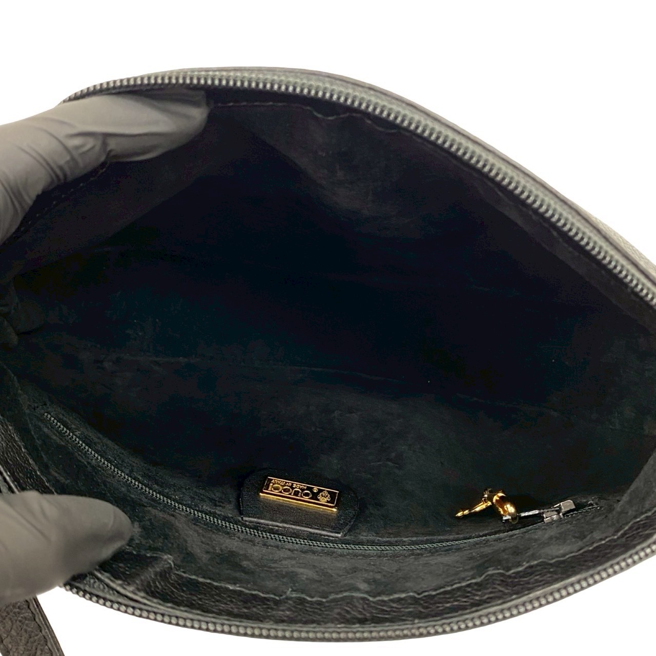 ヴィンテージ GG ロゴショルダーバッグ レザー ブラック 01-10 ヴィンテージ GG ロゴショルダーバッグ レザー ブラック 01-10