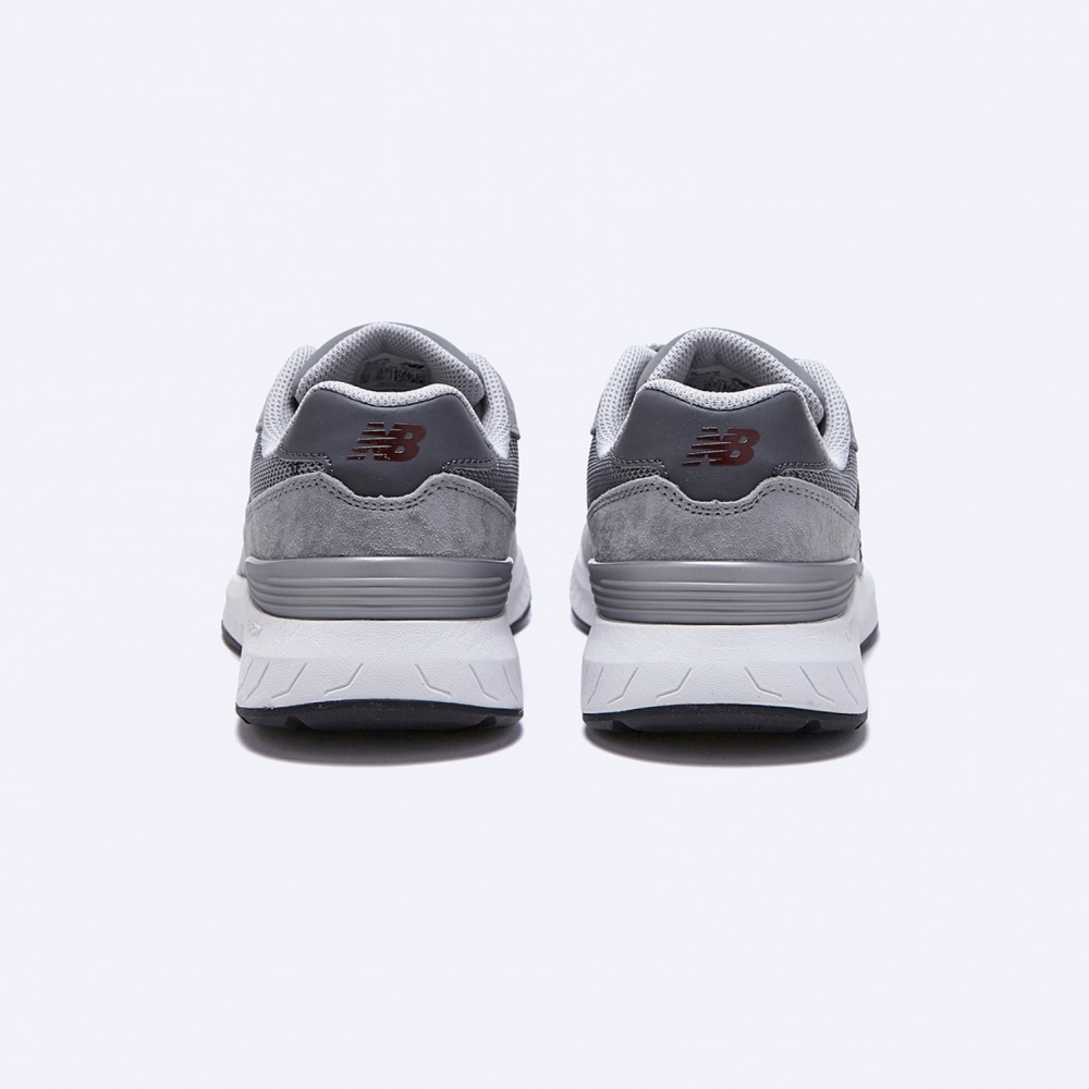 ニューバランス MW880CG6 ニューバランス MW880CG6