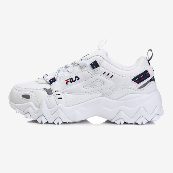 Qoo10] フィラ FILA BTS 着用 RAY TRAC