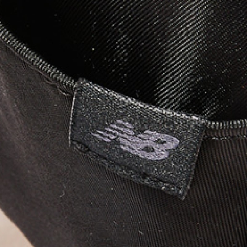 ニューバランス ハーフムーン バッグ (S) NBGCFBW102-(19)Black