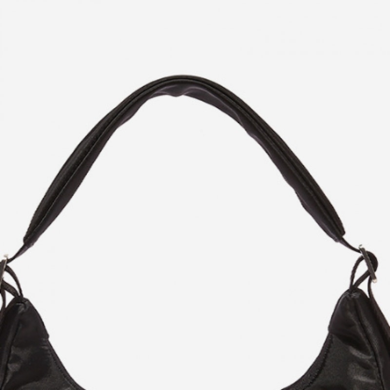 ニューバランス ハーフムーン バッグ (S) NBGCFBW102-(19)Black