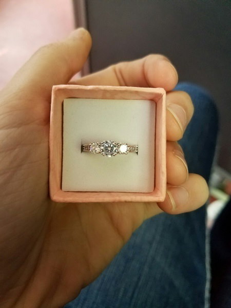 Sz6-9ラグジュアリー10KTホワイトゴールドは、3つの石ホワイトCZ女性の結婚指輪の高品質のギフトを充填 Sz6-9ラグジュアリー10KTホワイトゴールドは、3つの石ホワイトCZ女性の結婚指輪の高品質のギフトを充填