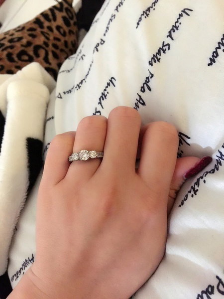 Sz6-9ラグジュアリー10KTホワイトゴールドは、3つの石ホワイトCZ女性の結婚指輪の高品質のギフトを充填 Sz6-9ラグジュアリー10KTホワイトゴールドは、3つの石ホワイトCZ女性の結婚指輪の高品質のギフトを充填
