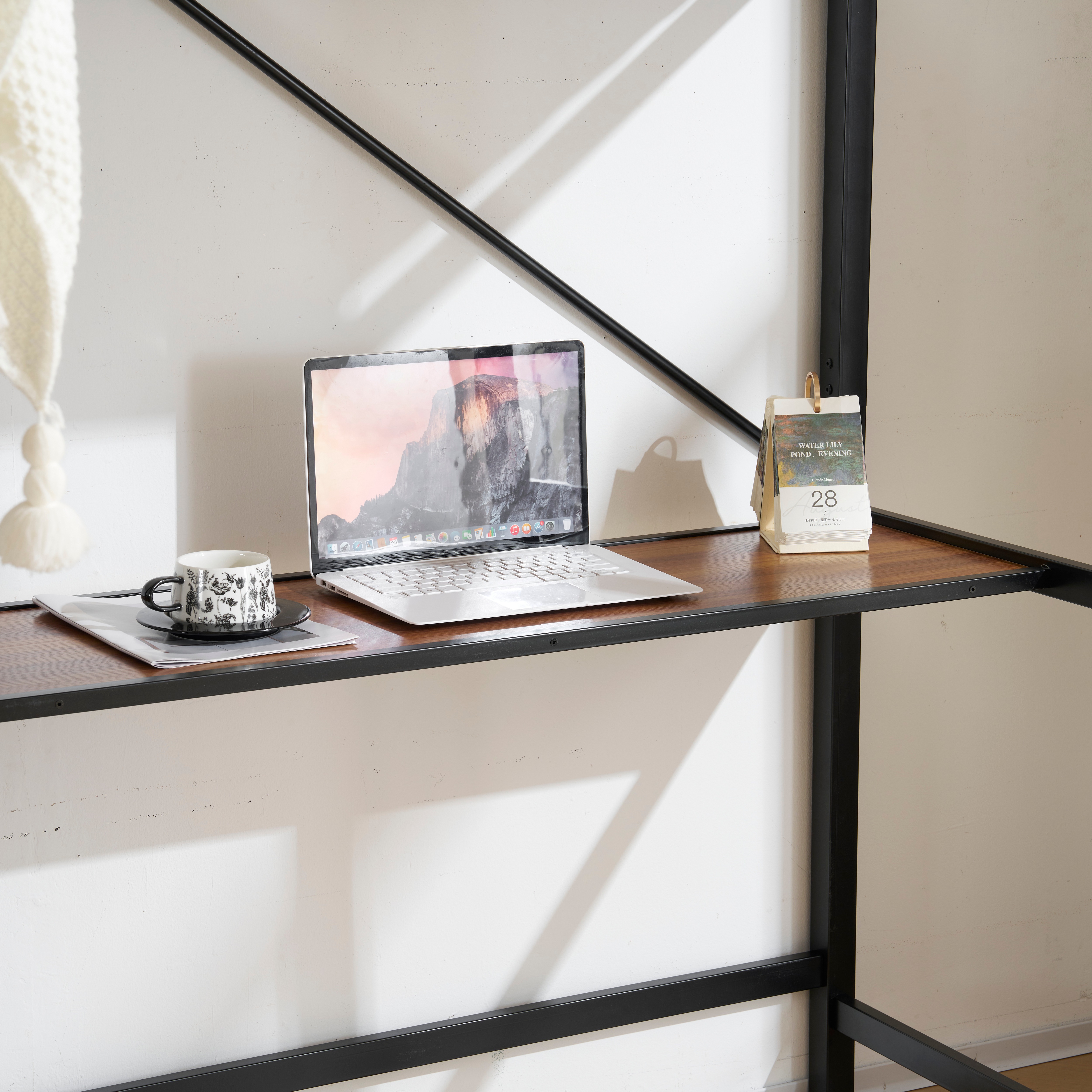 国内発送&送·料·無·料】新作 ブラック デスク付き パイプベッド ロフト