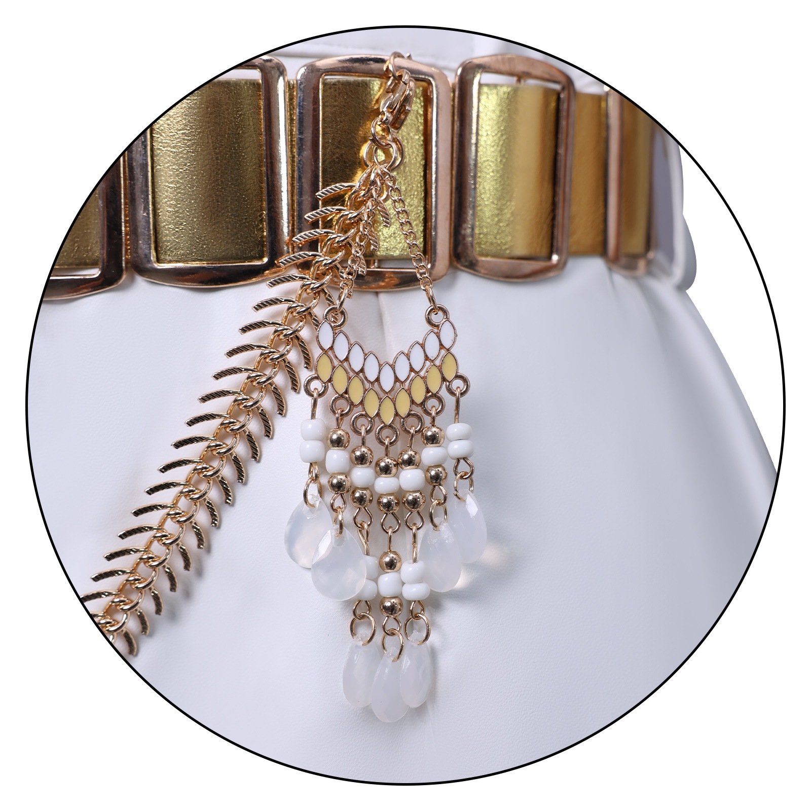 ハロウィン魔女狩り団コスプレ魔女狩り団ルミの白い皮タイツコスプレハロウィン衣装 ハロウィン魔女狩り団コスプレ魔女狩り団ルミの白い皮タイツコスプレハロウィン衣装