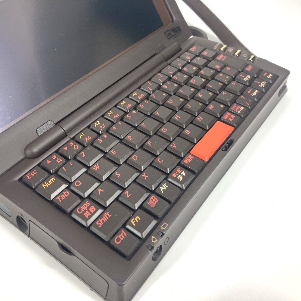雑貨 クラヴィエ 25周年スタッフ限定 PC セリュックス CELUX VIP顧客 ダミエ ノベルティ 小型 ミニ ノートパソコン プラスチック エベヌ ブラウン