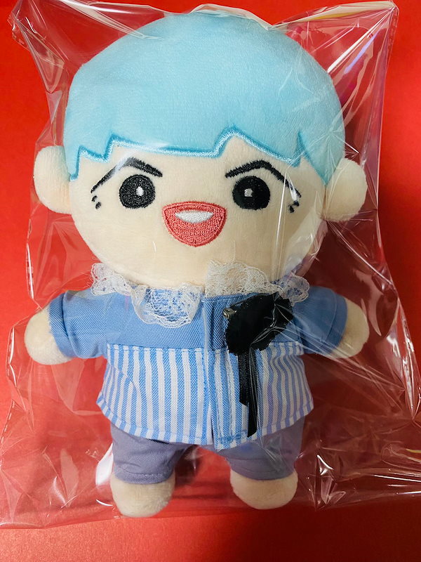 BTS ユンギ　ぬいぐるみ　20cm 新品　マスター BTS ユンギ ぬいぐるみ 20cm 新品 マスター Amazon.co.jp: BTS ユンギ