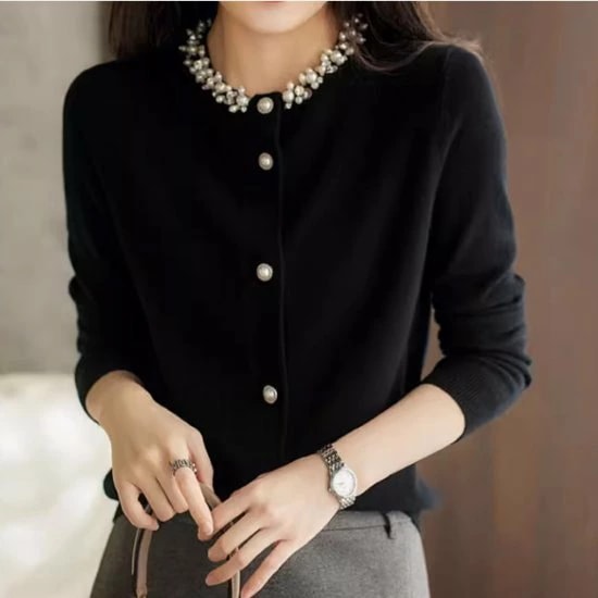 ニットカーディガン レディース カーディガン 羽織 トップス ニット セーター パール装飾 きれいめ エレガント フロントボタン 長袖 大人っぽい 黒 ブラック お出かけ おしゃれ 無地 ファッション ニットカーディガン レディース カーディガン 羽織 トップス ニット セーター パール装飾 きれいめ エレガント フロントボタン 長袖 大人っぽい 黒 ブラック お出かけ おしゃれ 無地 ファッション