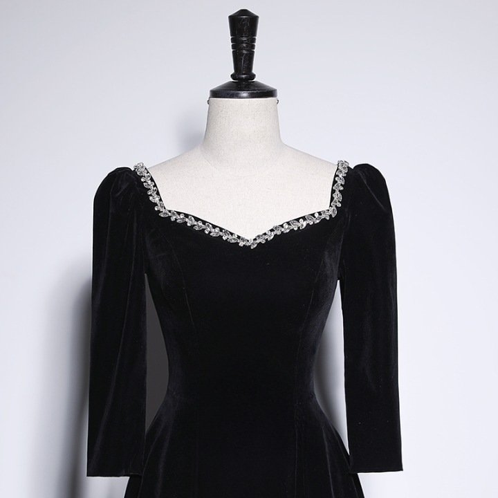 ドレス 衣装 ドレスワンピース イブニングドレス ブラックドレス 長袖 パフスリーブ 刺繡 胸元 ロング丈 バックシャン ベルベット ステージドレス 発表会 かわいい 大人可愛い きれいめ シンプル