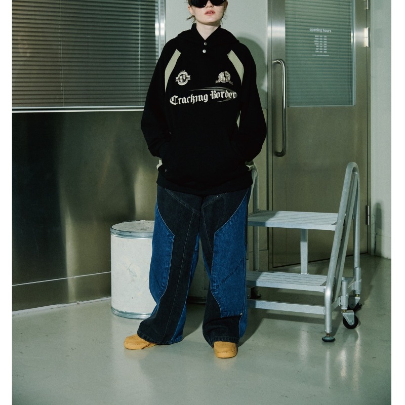 [THE BOYZソヌ着用]Cracking snap leglan hoodie black