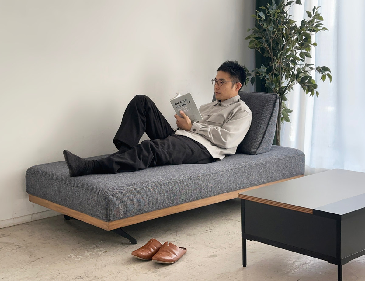 ソファベッド 幅170cm 2人掛け 2.5人掛け ブラ―マ クッション付き ソファ 背もたれ ファブリック 高級感 スタイリッシュ モダン 天然木 異素材 スチール ソファベッド 幅170cm 2人掛け 2.5人掛け ブラ―マ クッション付き ソファ 背もたれ ファブリック 高級感 スタイリッシュ モダン 天然木 異素材 スチール