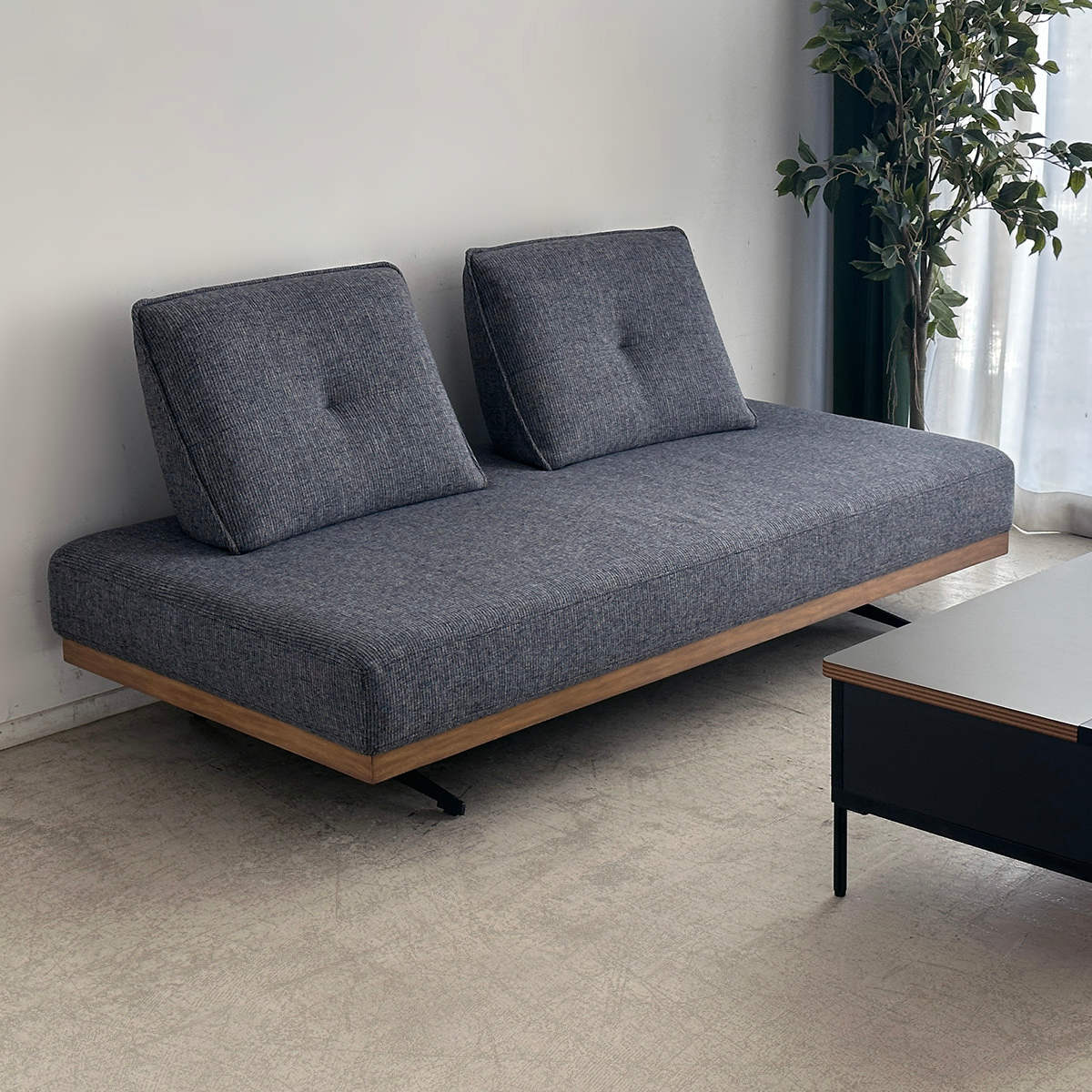 ソファベッド 幅170cm 2人掛け 2.5人掛け ブラ―マ クッション付き ソファ 背もたれ ファブリック 高級感 スタイリッシュ モダン 天然木 異素材 スチール ソファベッド 幅170cm 2人掛け 2.5人掛け ブラ―マ クッション付き ソファ 背もたれ ファブリック 高級感 スタイリッシュ モダン 天然木 異素材 スチール