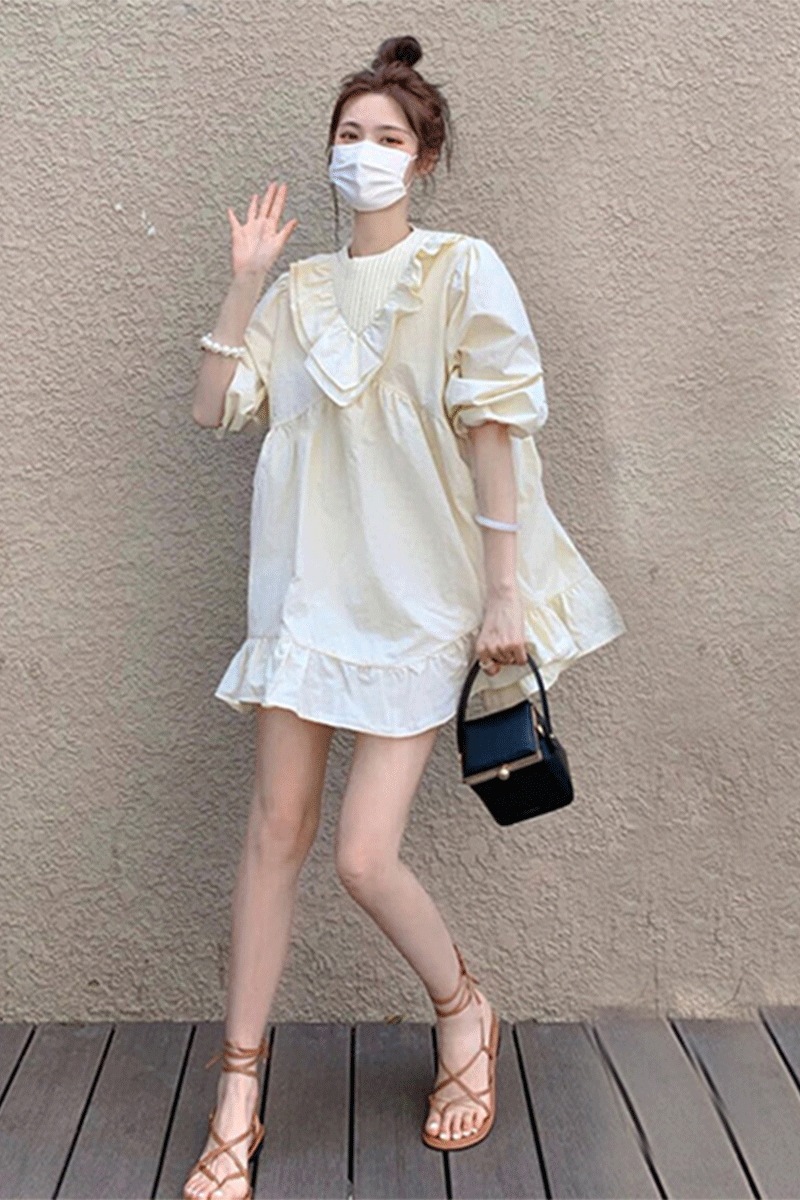 ミニワンピース トップス スイート ガーリー ミニ丈 ショート丈 袖あり 半袖 ラウンドネック ワイド フリル 大人女子 大人 上品 おしゃれ デイリーウェア レトロ レトロ風 こなれ感 ルーズ