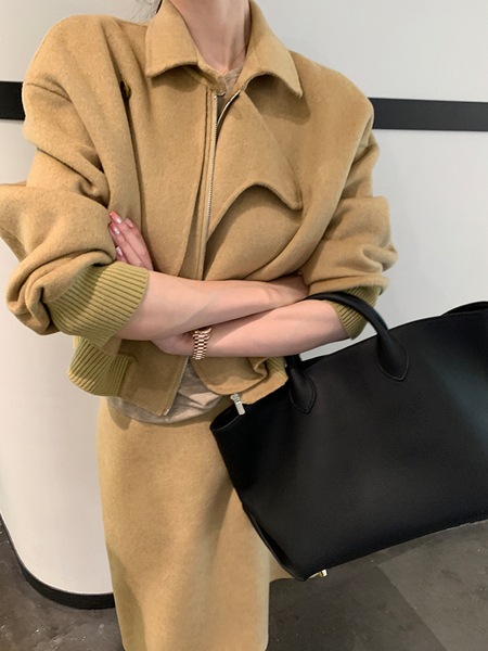 モダンなウールダブルフェイスジャケット