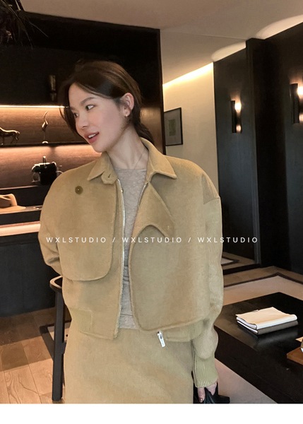 モダンなウールダブルフェイスジャケット