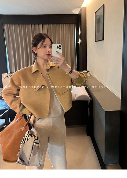 モダンなウールダブルフェイスジャケット