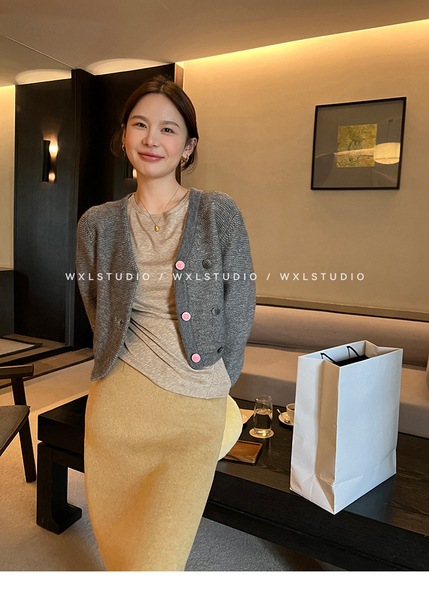 モダンなウールダブルフェイスジャケット