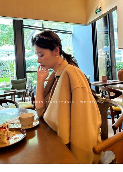 モダンなウールダブルフェイスジャケット