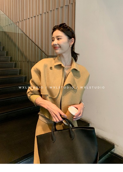 モダンなウールダブルフェイスジャケット