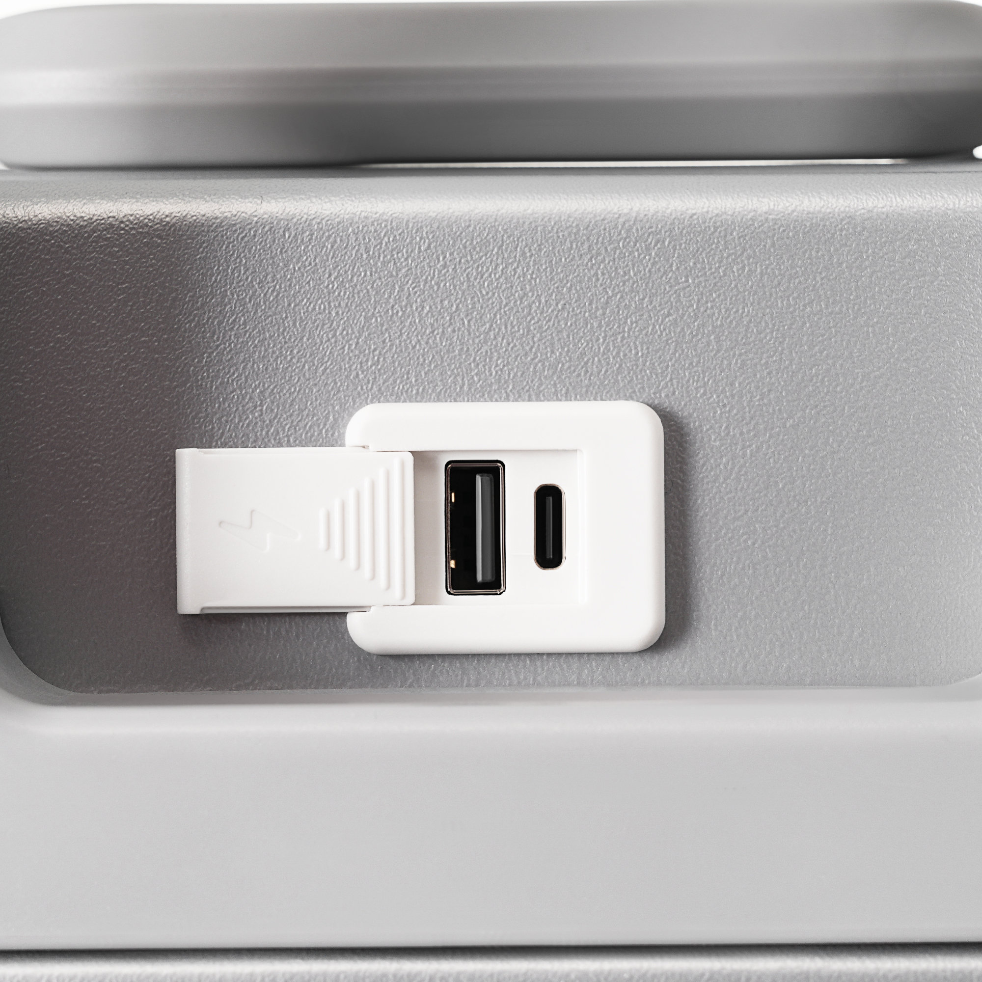 即日発送スーツケース Sサイズ フレームタイプ 機内持ち込み キャリーケース キャリーバッグ アルミ USBポート付き カップホルダー フック式底足 ストッパー付き 軽量 おしゃれ 静音 海外 高級感