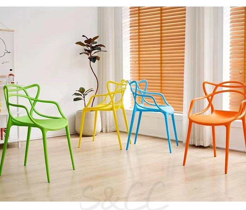 【2脚セット】全8色　完成品 ダイニングチェア プラスチックチェア デザイナーズチェア スネーキーチェア クロスバック カジュアルチェア レストラン カフェ キッチン 椅子 韓国 インテリア 北欧