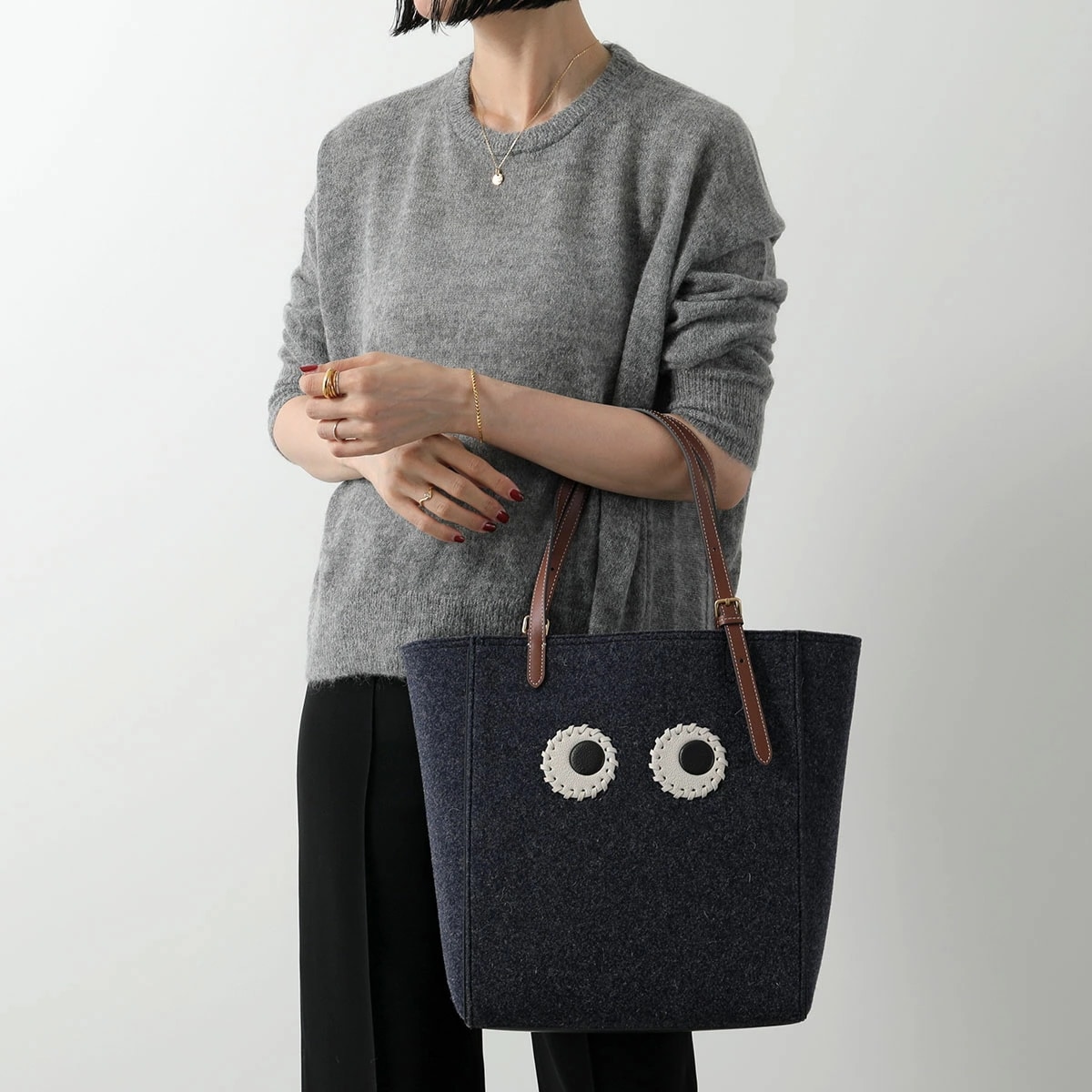 ANYA HINDMARCH アニヤハインドマーチ トートバッグ Tote Small Eyes アイズ 193184 195171 レディース フェルト 鞄 カラー2色