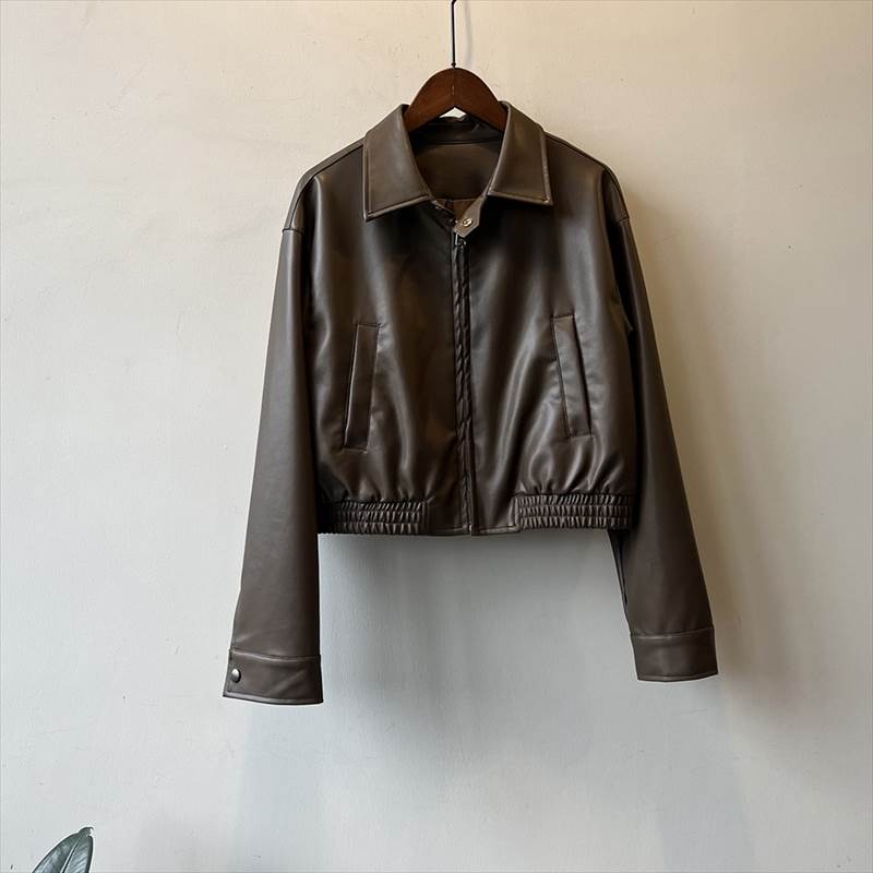 アウター レディース フェイクレザージャケット ブルゾン ジャンパー 革ジャン ライダーズジャケット PU 襟付き ジップアップ ポケット 長袖 大人可愛い きれいめ カジュアル シンプル 大人 上品 アウター レディース フェイクレザージャケット ブルゾン ジャンパー 革ジャン ライダーズジャケット PU 襟付き ジップアップ ポケット 長袖 大人可愛い きれいめ カジュアル シンプル 大人 上品
