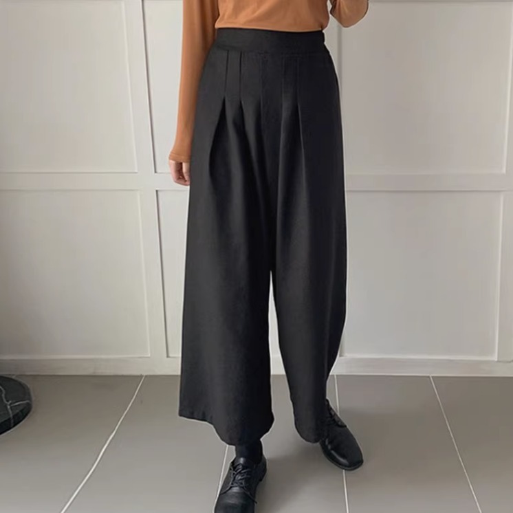 パンツ ボトムス ガウチョパンツ ロングパンツ ワイドパンツ ロング 8分丈 クロップド丈 ワイド セミフレア 裾ワイド ポケット ウエストゴム コンサバ 中厚手 ストレッチ 伸縮性 きれいめ