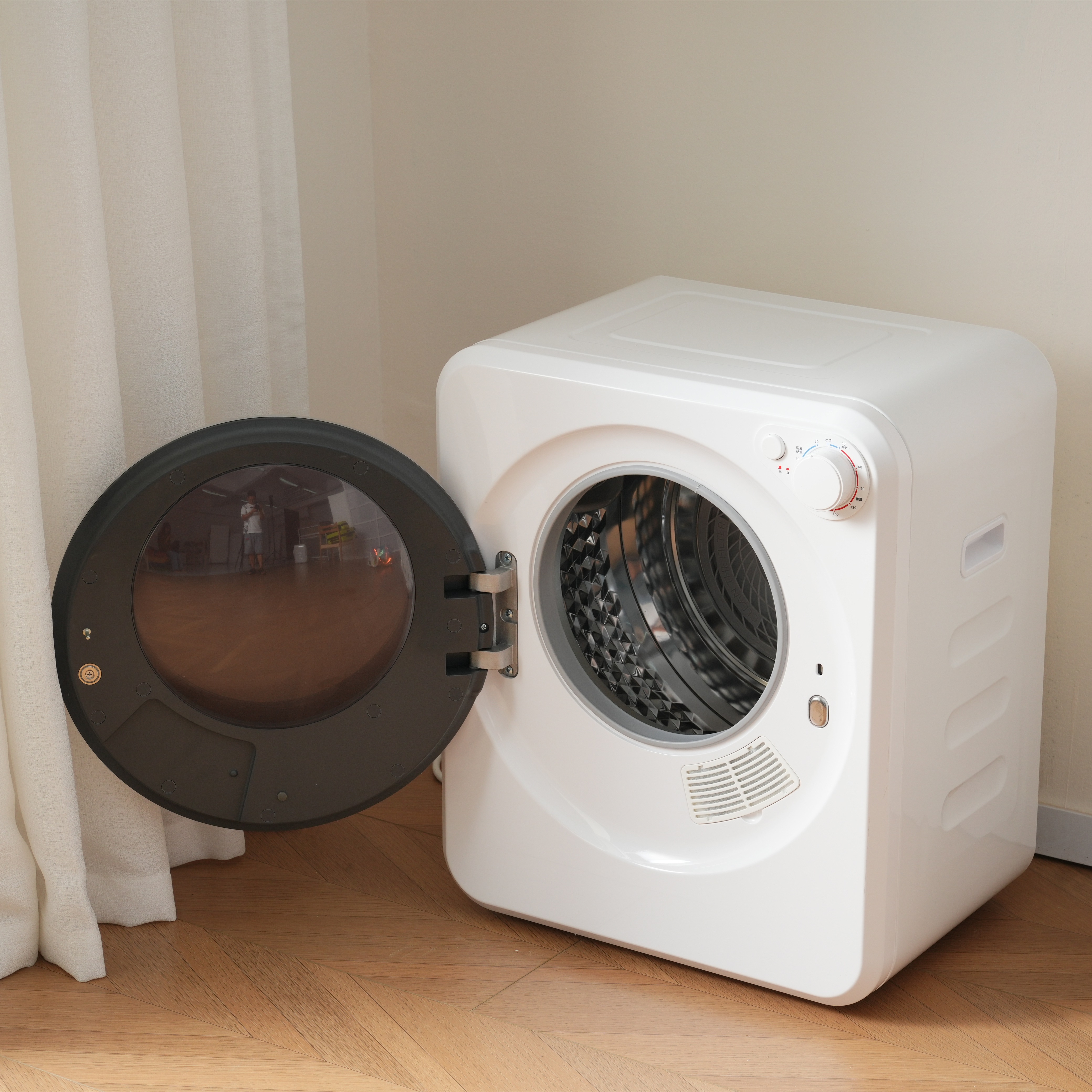 【国内へ発送&送·料·無·料】小型衣類乾燥機 防災用品 小型 衣類乾燥機 4kg 衣類 乾燥機 ミニ コンパクト 高温除菌 ドラム ダイヤル式 自動モード 家庭用 一人暮らし ウール 1人用 2人用