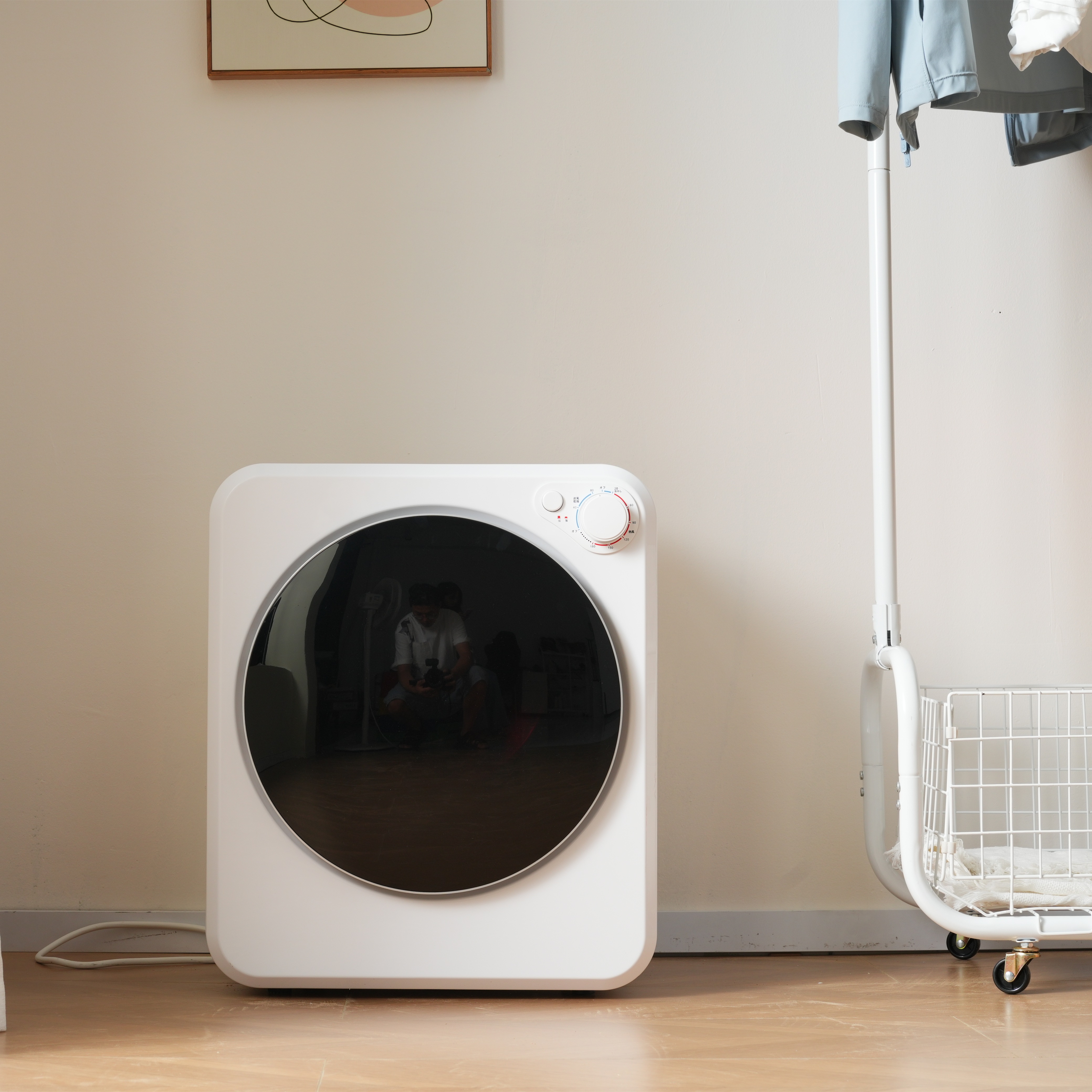 【国内へ発送&送·料·無·料】小型衣類乾燥機 防災用品 小型 衣類乾燥機 4kg 衣類 乾燥機 ミニ コンパクト 高温除菌 ドラム ダイヤル式 自動モード 家庭用 一人暮らし ウール 1人用 2人用