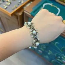 ヴィンテージジュエリーパールブレスレット女性のための 18 18k リアルゴールドカラースクエアラインストーン高級高品質デザイナー母の日 ヴィンテージジュエリーパールブレスレット女性のための 18 18k リアルゴールドカラースクエアラインストーン高級高品質デザイナー母の日