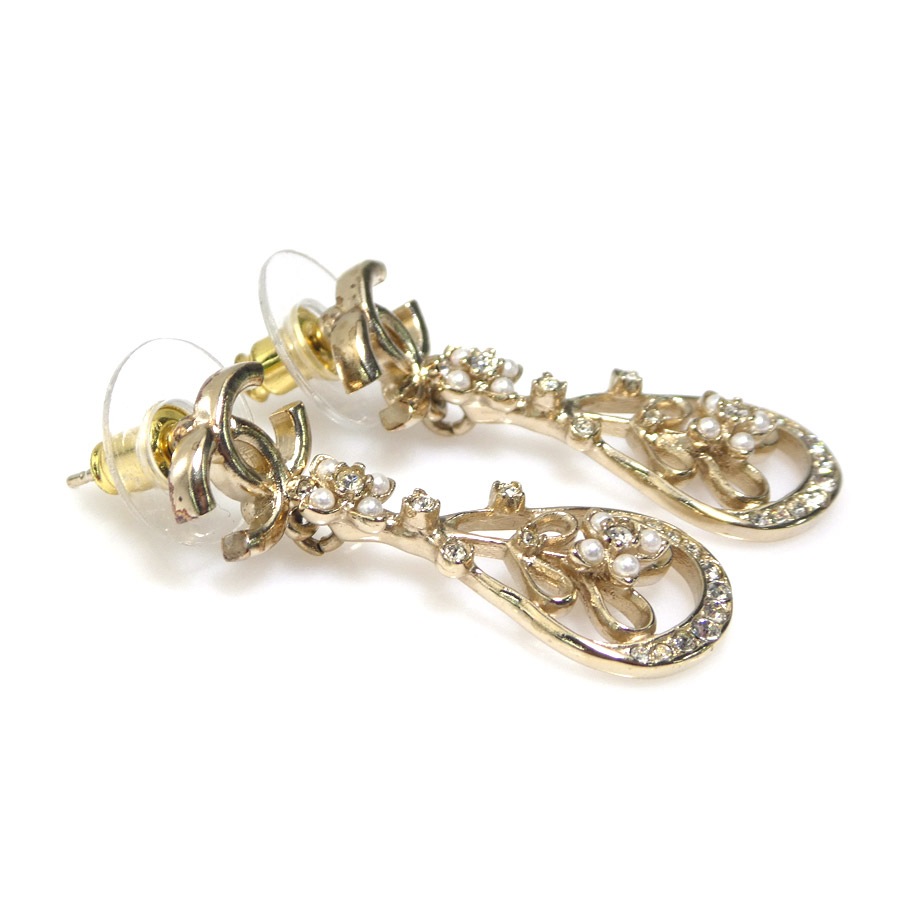 シャネル CHANEL ピアス ココマーク メタル/ラインストーン ゴールド/シルバー/ホワイト レディース e60087i シャネル CHANEL ピアス ココマーク メタル/ラインストーン ゴールド/シルバー/ホワイト レディース e60087i