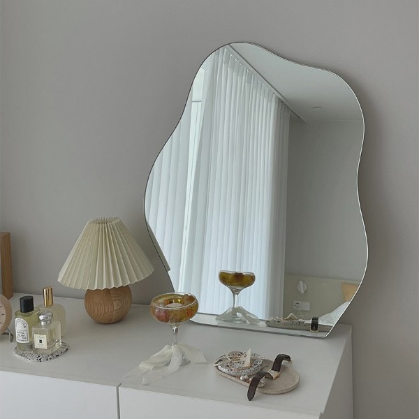 ウェーブミラー Lサイズ(70x56cm) 韓国人気 ウッドスタンド付き