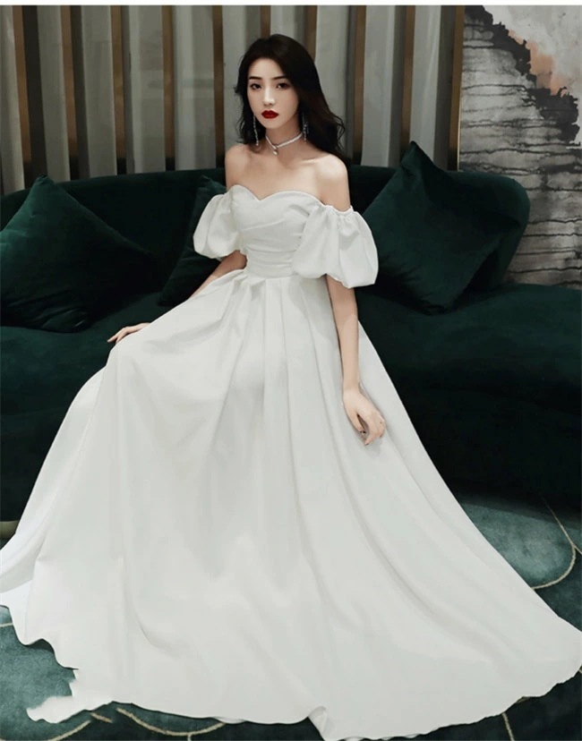 ウェディングドレス Aライン オフショルダー ロングドレス お花嫁ドレス ブライダル 白ドレス パーティードレス 前撮り 礼服 結婚式 海外挙式 ロング丈/ミモレ丈 披露宴 二次会 演奏会 発 ウェディングドレス Aライン オフショルダー ロングドレス お花嫁ドレス ブライダル 白ドレス パーティードレス 前撮り 礼服 結婚式 海外挙式 ロング丈/ミモレ丈 披露宴 二次会 演奏会 発