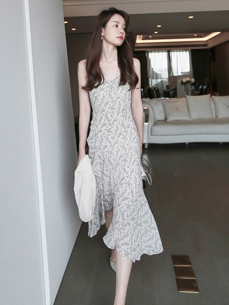 高級感小衆気質砕花サスペンダースカートアンドロメダフランス優しい風シフォンワンピース夏初恋スカート