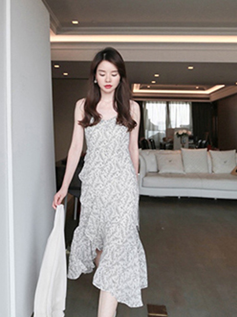 高級感小衆気質砕花サスペンダースカートアンドロメダフランス優しい風シフォンワンピース夏初恋スカート