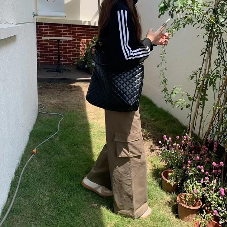 【期間限定】2WAY ショルダーバッグ トート キルティング 大容量 キレイめ 上品 2024秋冬新作【akb409-018】【予約販売:15-20日】宅込 【期間限定】2WAY ショルダーバッグ トート キルティング 大容量 キレイめ 上品 2024秋冬新作【akb409-018】【予約販売:15-20日】宅込