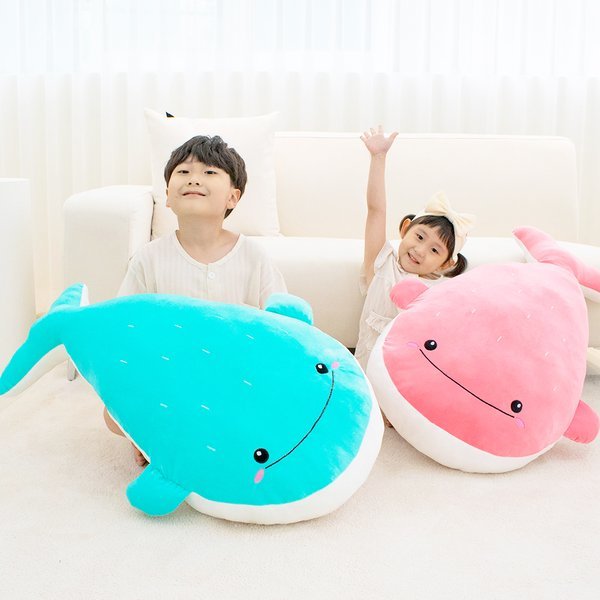ふわふわモチ ボディピロー 大型モチクッション 100cm 赤ちゃん ジンベイザメ(ピンク) ぬいぐるみ
