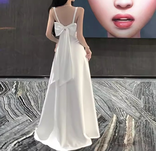 レディース ドレス イブニングドレス ウエディングドレス ウェディング パーティー 結婚式 二次会 披露宴 ロング マキシ 袖なし ノースリーブ Vネック Iライン ウエストマーク バックリボン レディース ドレス イブニングドレス ウエディングドレス ウェディング パーティー 結婚式 二次会 披露宴 ロング マキシ 袖なし ノースリーブ Vネック Iライン ウエストマーク バックリボン