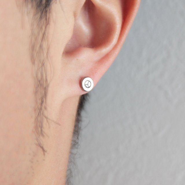 スタンプ サークル スタッドピアス 【ピースマーク】 シルバー925 K18ゴールドポスト VFP-242 スタンプ サークル スタッドピアス 【ピースマーク】 シルバー925 K18ゴールドポスト VFP-242