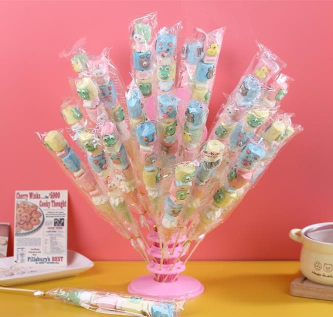 50Pcs さまざまな串に刺したひょうたん動物のグミロリポップを混ぜた漫画のマシュマロ 50Pcs さまざまな串に刺したひょうたん動物のグミロリポップを混ぜた漫画のマシュマロ