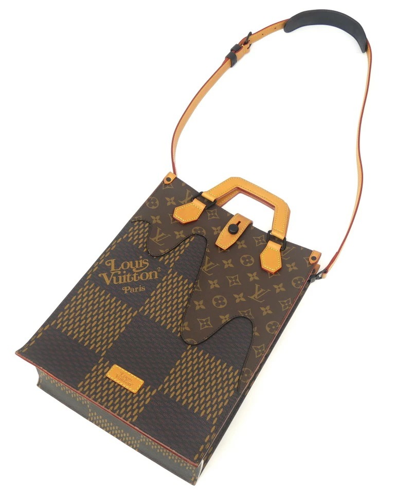 ルイ・ヴィトン LOUISVUITTON ダミエジャイアント ミニトートバッグ LVスクエアード NIGOコラボ N40355 【中古】(68650) ルイ・ヴィトン LOUISVUITTON ダミエジャイアント ミニトートバッグ LVスクエアード NIGOコラボ N40355 【中古】(68650)