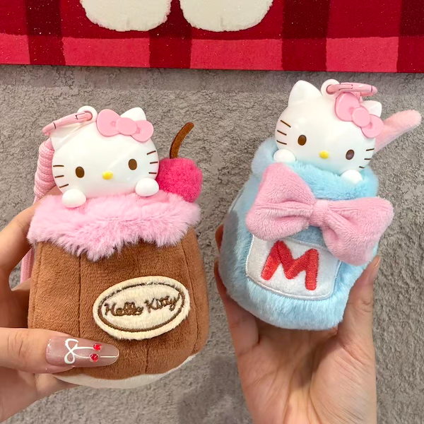 【⚠️底面(内側)➡破損・クマ➡剥げ あり⚠️】 キティ★貯金箱★ソフビ★ビッグ ⚠️底面(内側)➡破損・クマ➡剥げ あり⚠️】 キティ☆貯金箱☆ソフビ