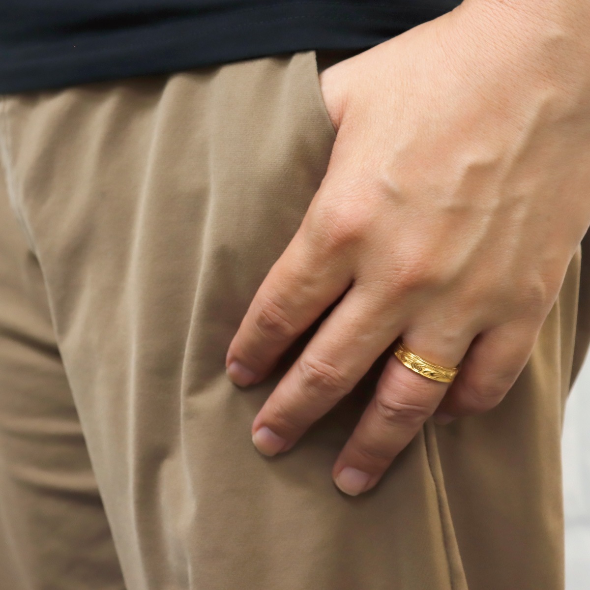 リング レディース メンズ サージカルステンレス製 ハワイアンジュエリー お肌に優しい 低金属アレルギー対応 安心 マイレ スクロール ハワジュ リング幅太め 綺麗 おしゃれ 上品 高級感 繊細な彫刻 リング レディース メンズ サージカルステンレス製 ハワイアンジュエリー お肌に優しい 低金属アレルギー対応 安心 マイレ スクロール ハワジュ リング幅太め 綺麗 おしゃれ 上品 高級感 繊細な彫刻