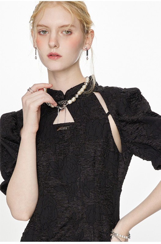 フレンチブラックテクスチャ半袖ドレス女性ニッチデザインパフスリーブスリムウエストチャイナドレス女性 フレンチブラックテクスチャ半袖ドレス女性ニッチデザインパフスリーブスリムウエストチャイナドレス女性