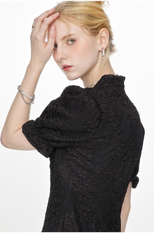 フレンチブラックテクスチャ半袖ドレス女性ニッチデザインパフスリーブスリムウエストチャイナドレス女性 フレンチブラックテクスチャ半袖ドレス女性ニッチデザインパフスリーブスリムウエストチャイナドレス女性