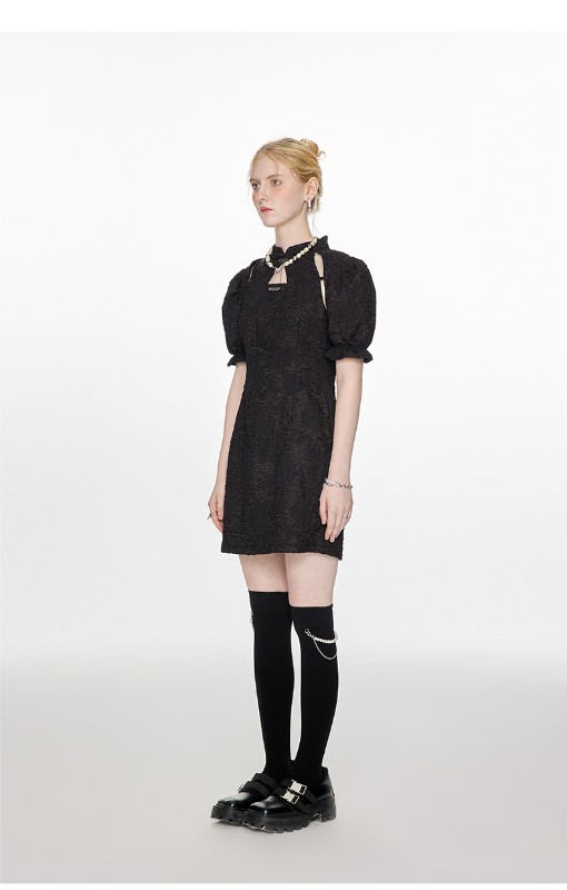 フレンチブラックテクスチャ半袖ドレス女性ニッチデザインパフスリーブスリムウエストチャイナドレス女性 フレンチブラックテクスチャ半袖ドレス女性ニッチデザインパフスリーブスリムウエストチャイナドレス女性