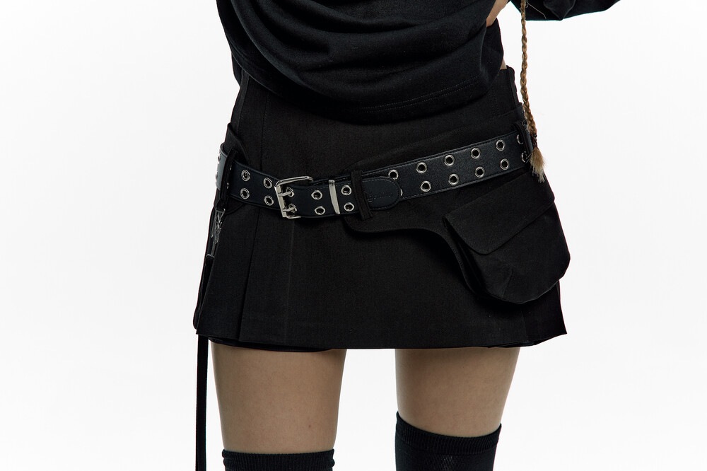 [Kashiko] ★Pleats Pocket Belt Mini Skirt (3色) KASHIKO】 PLEATS POCKET BELT MINI SKIRT : BLACK ミニスカート